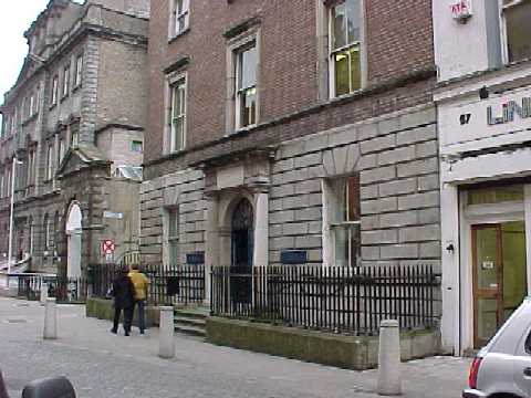 De eerste verdieping van de Dublin City Archives in 58 South William Street (foto: Willem Vanneste met Sony Digital Mavica MVC-FD71).